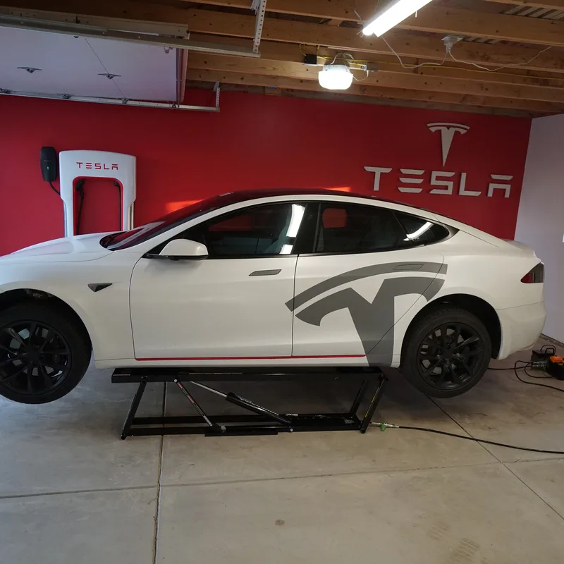 6000ELX Extended-Width Portable EV Car Lift 3