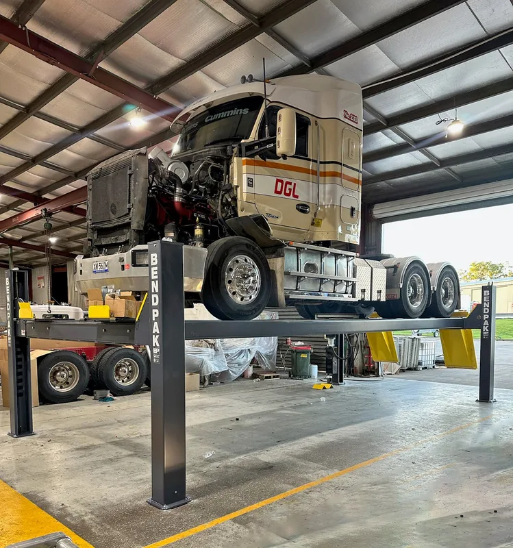 BendPak HDS40 Four-Post Lift - 40,000-lbs. Capacity 2