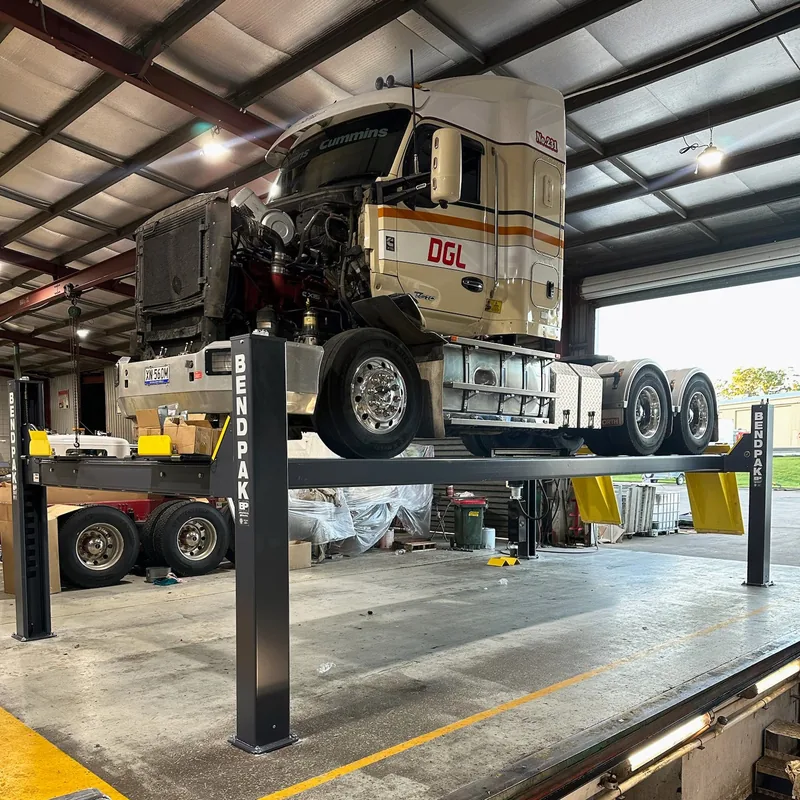 BendPak HDS27X Four-Post Lift - 27,000-lbs. Capacity 3