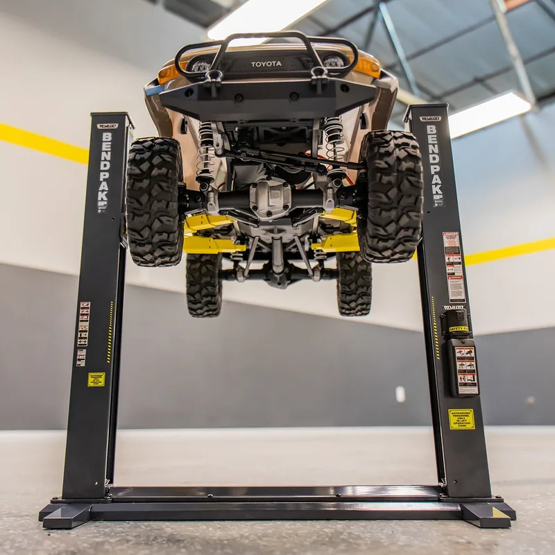 BendPak XPR-9S-DC 2-Post Lift Diecast Model 5