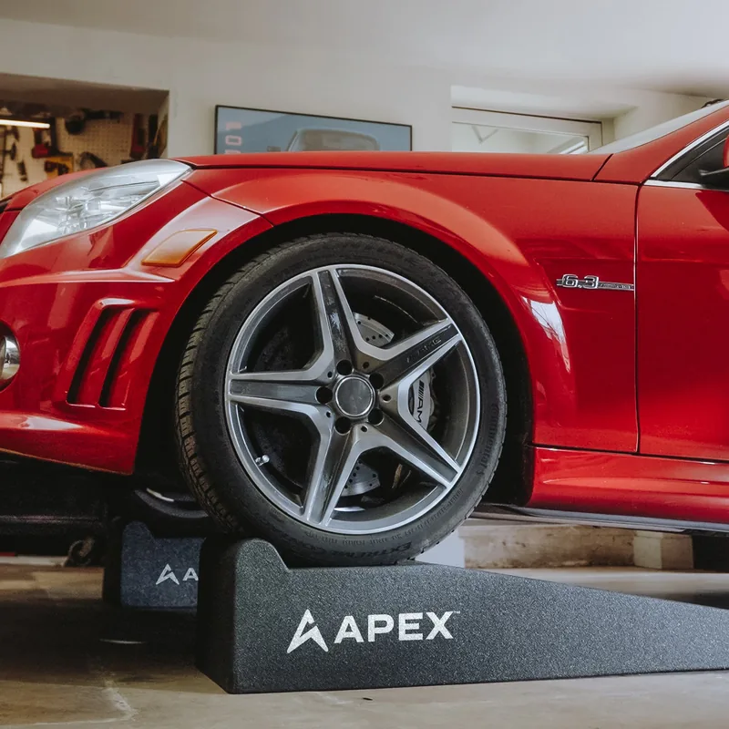 APEX 60-inch Lightweight Foam Garage Ramp Kit - Set of 2 6