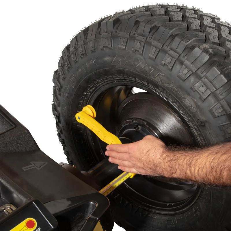 Ranger RB30T Heavy-Duty Truck and Passenger Car Wheel Balancer 5
