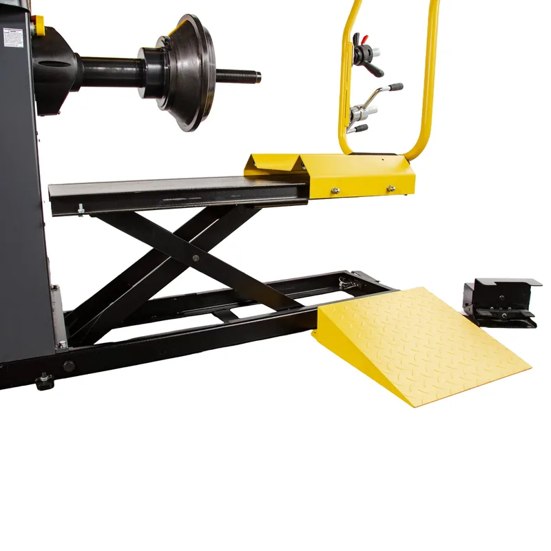 Ranger RB30T Heavy-Duty Truck and Passenger Car Wheel Balancer 10