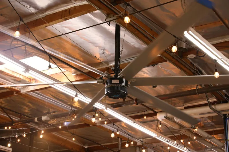 CB24HVLS 24' Industrial Ceiling Fan 6